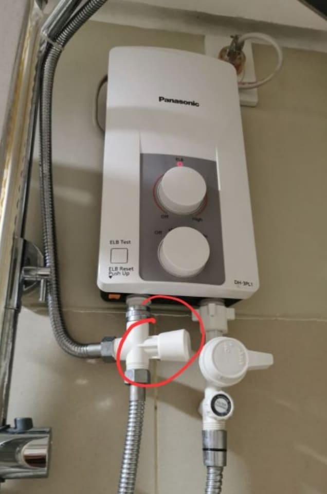 Rain shower head / Phone shower head switch